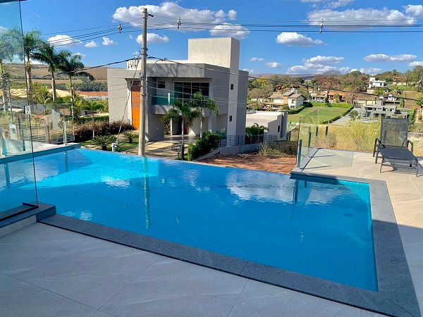 Escarpas do Lago