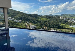 Escarpas do Lago