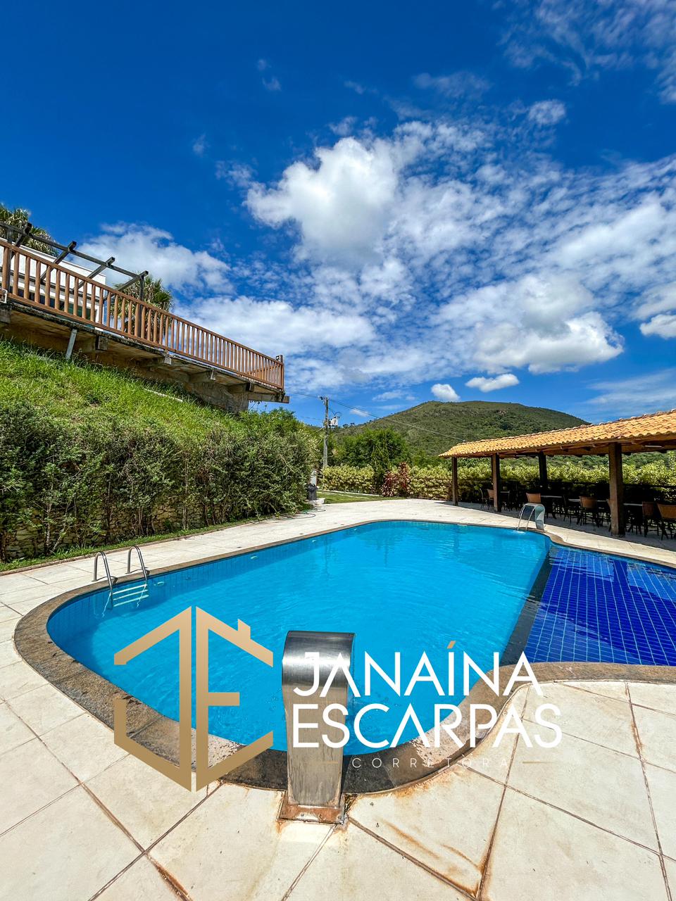 Escarpas do Lago