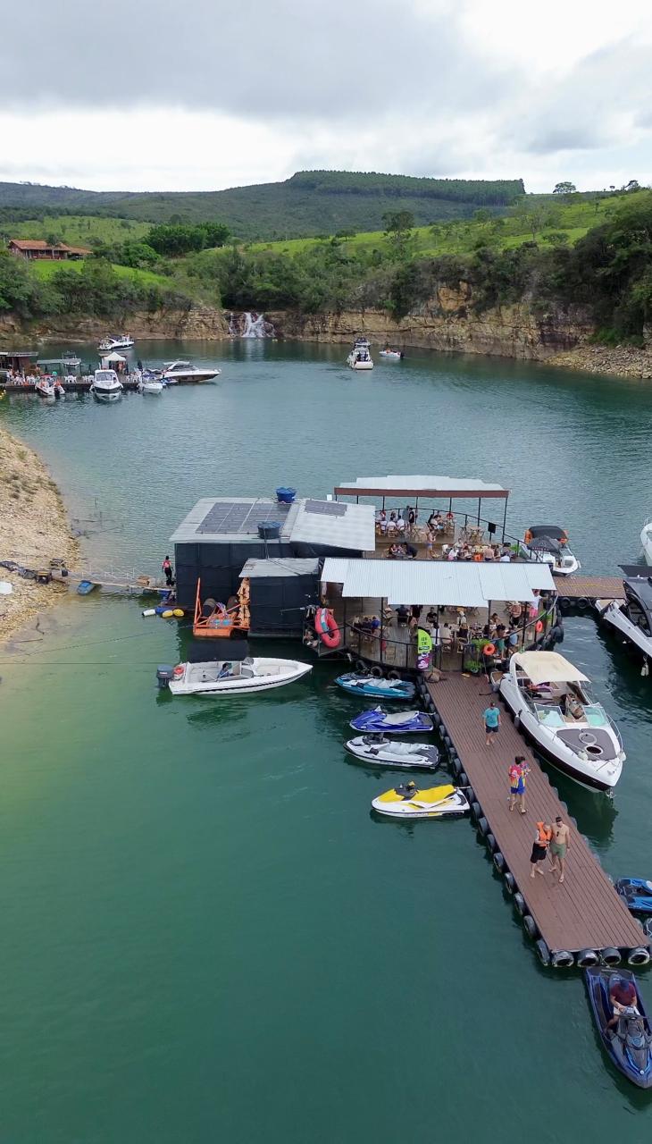 Escarpas do Lago