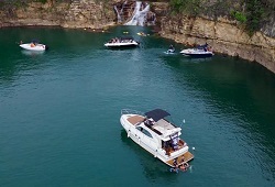 Escarpas do Lago