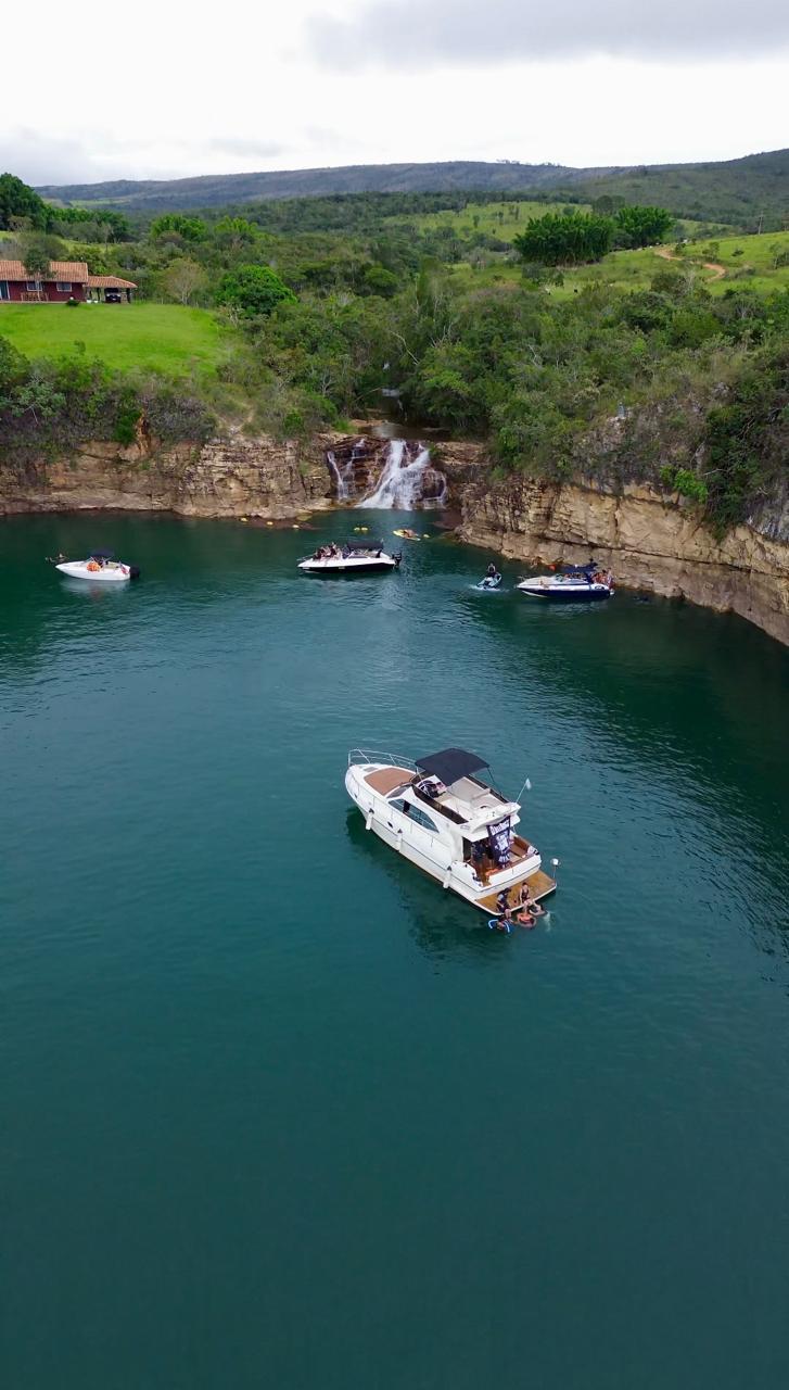 Escarpas do Lago