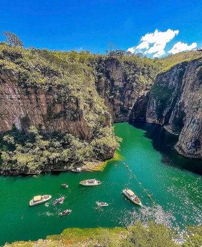 Escarpas do Lago