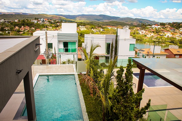 Escarpas do Lago